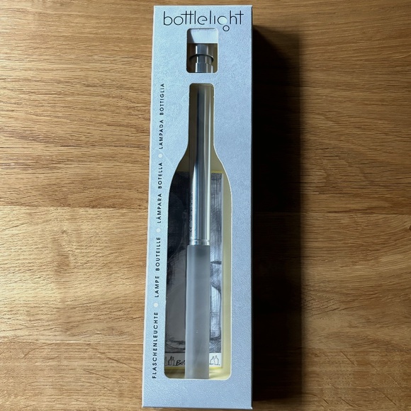 NWT Bottlelight LED Adjustable Intesity Light - Indoor/Outdoor Water Resistant - Picture 1 of 4